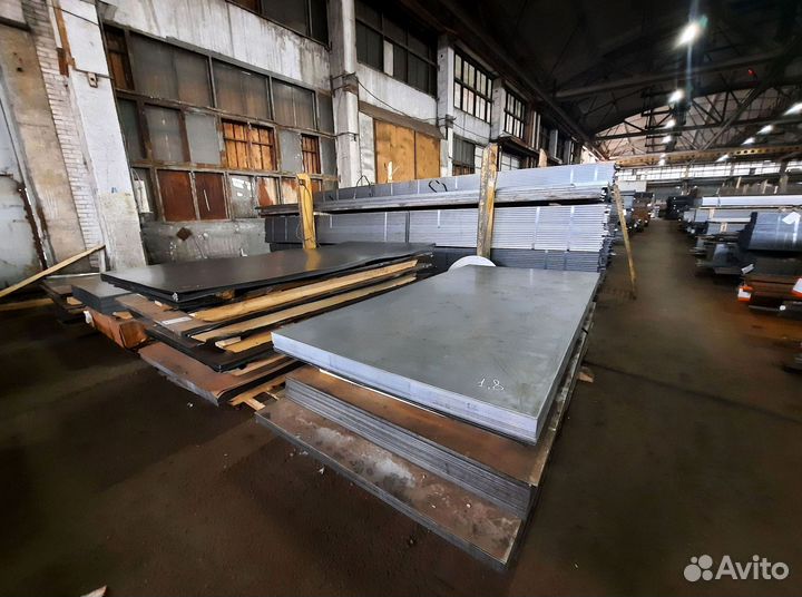 Лист горячекатаный с чечевичным рифл. 3х1500х6000