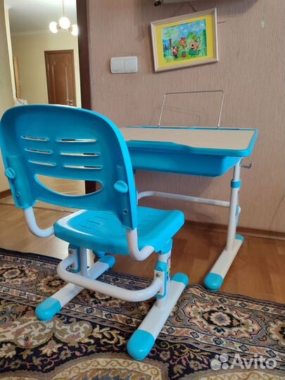 Письменный стол, парта растущая