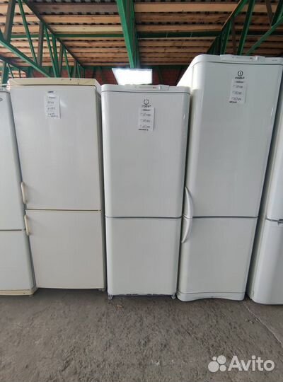 Холодильник бу Индезит двухкамерный Доставка