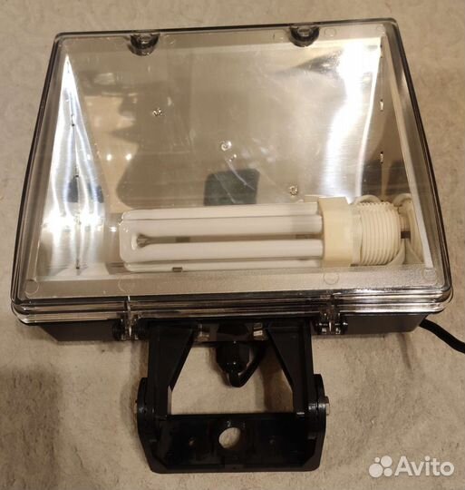 Фонарь прожектор