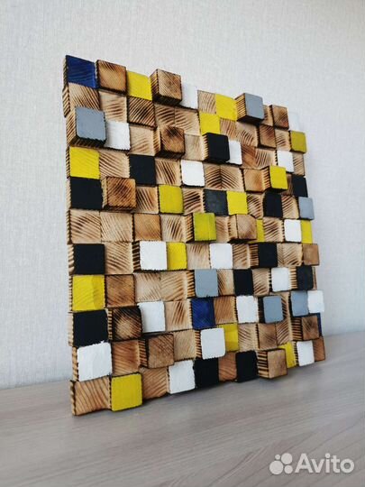 Панно из спилов дерева