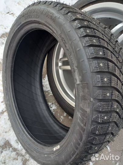 Michelin Latitude X-Ice North 2 255/40 R19 100H