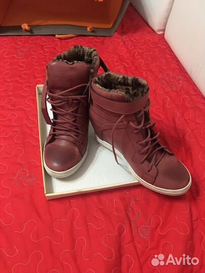 Ботинки женские 37 размер