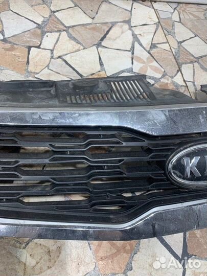 Решетка радиатора Kia Ceed Ed хэтчбэк 1.6 122 Л.C