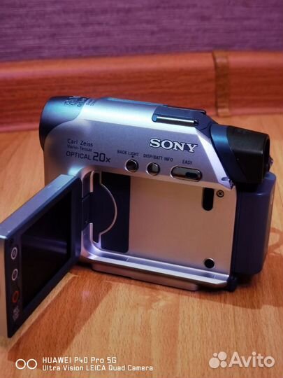 Видеокамера sony handycam DCR HC32E