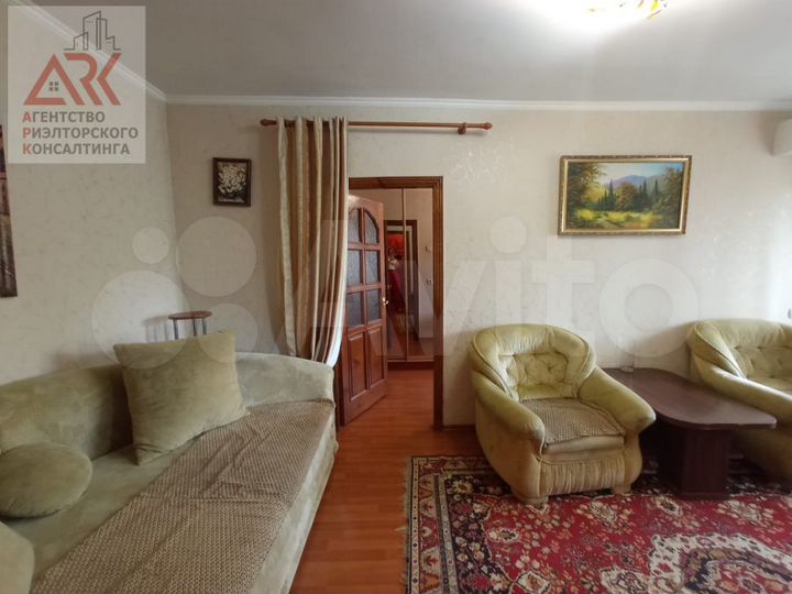 2-к. квартира, 40 м², 4/4 эт.