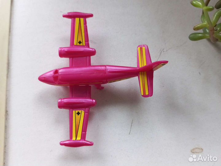 Игрушки из киндер сюрприза