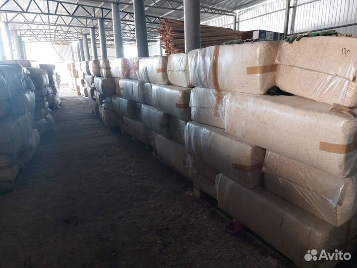 Опилки для животных птицы