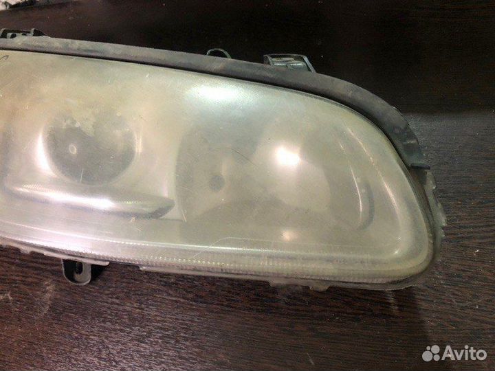Фара передняя правая Opel Omega B