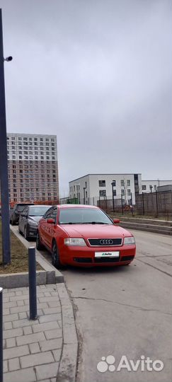 Audi A6 2.4 AT, 1998, битый, 191 000 км