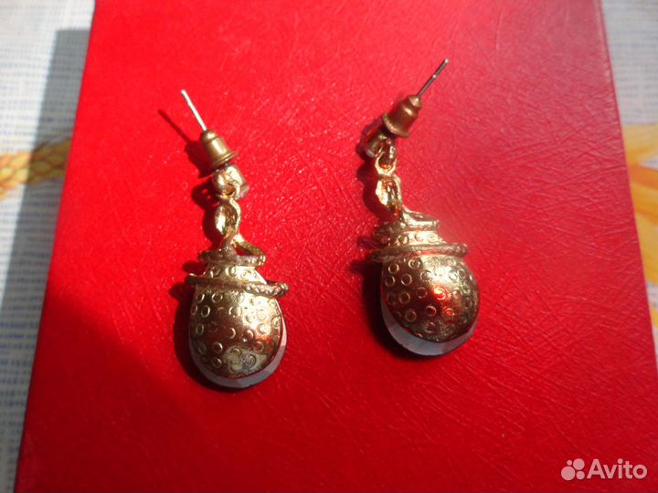 Серьги изумрудные