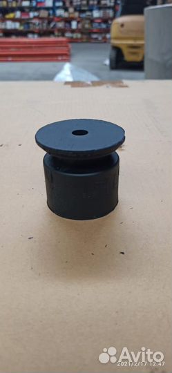 Опора кузова Pajero Sport 5070A337 5070A336