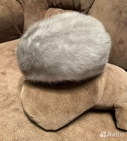 Шапка из голубой норки