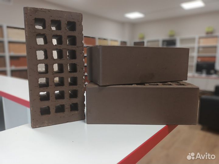 Кирпич облицовочный коричневый полуторный