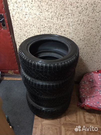 Nitto Therma Spike 205/55 R16 91T