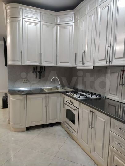 3-к. квартира, 90 м², 4/10 эт.