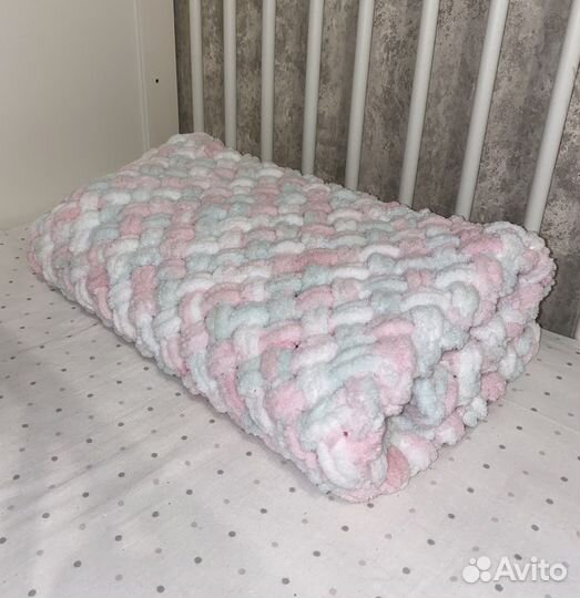 Плед детский вязаный ручная работа