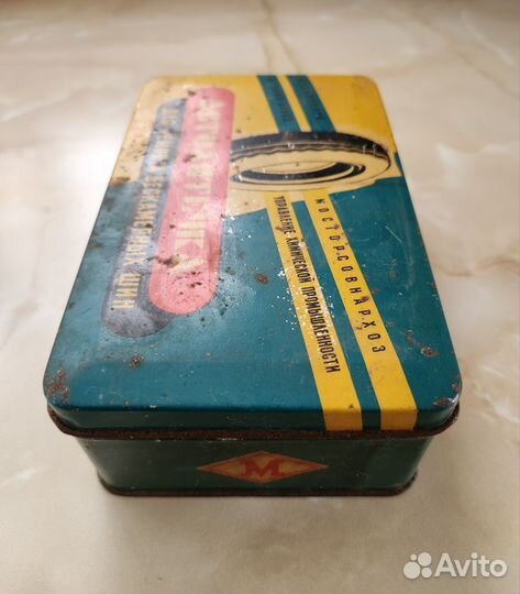 Жестяная коробка СССР