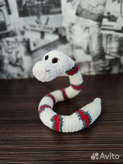 Змея Большая Символ года