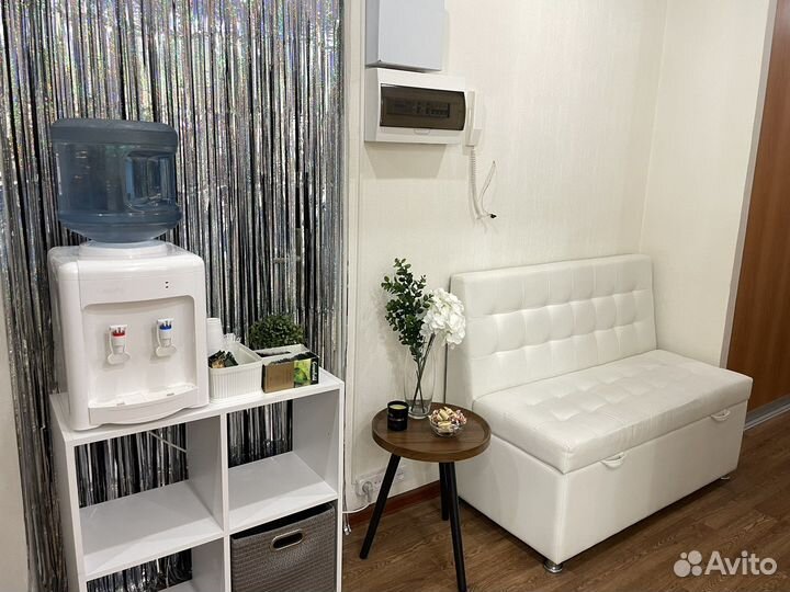 Аренда рабочего места бровист, визажист, причёски