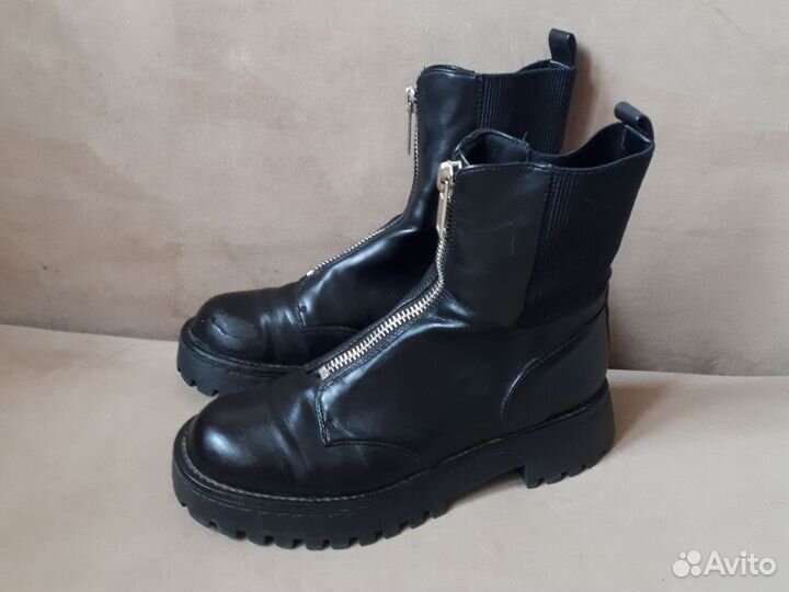 Р. 39 Натур ботинки демисез Stradivarius