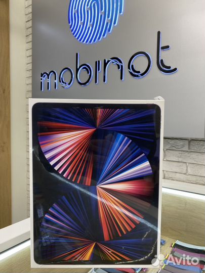 iPad Pro 12.9 2021 1Tb WiFi+Cellular Серый mhrc3