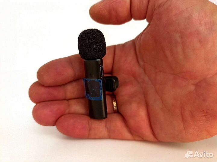 Беспроводной петличный микрофон