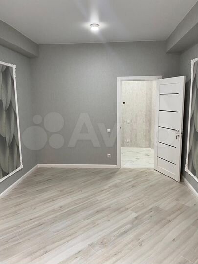 2-к. квартира, 65 м², 3/9 эт.