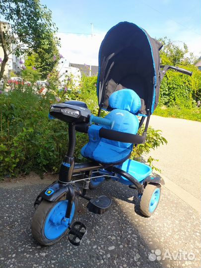 Трехколесный велосипед с родительской ручкой