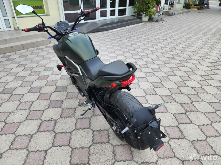 Электромотоцикл - реплика Ducati Diavel