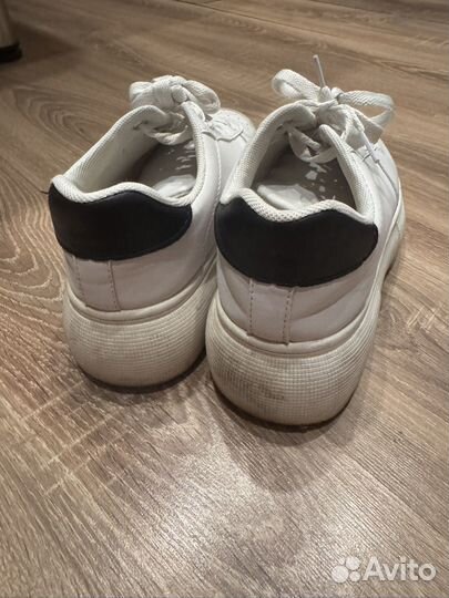 Кроссовки женские 37-38 размер