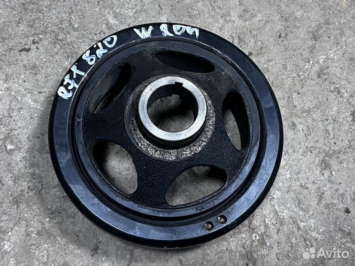 Шкив коленвала mercedes w204 271.820