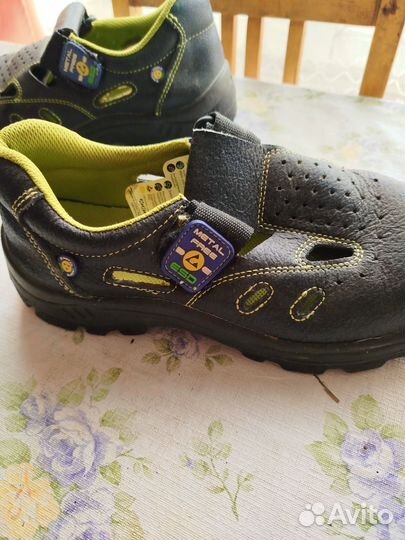 Сандалии мужские рабочие 42