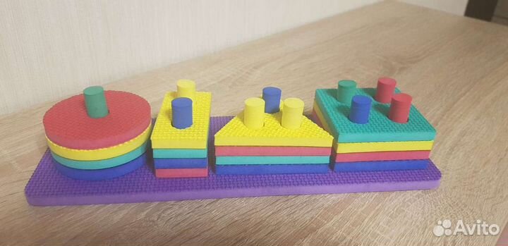 Развивающие игрушки