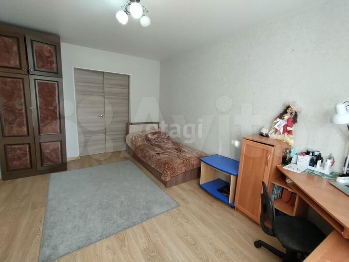 3-к. квартира, 72,1 м², 2/5 эт.