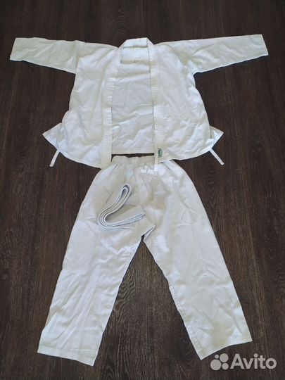 4 комплекта кимоно, разные размеры