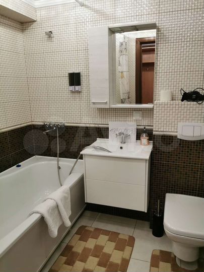 Квартира-студия, 62 м², 1/10 эт.