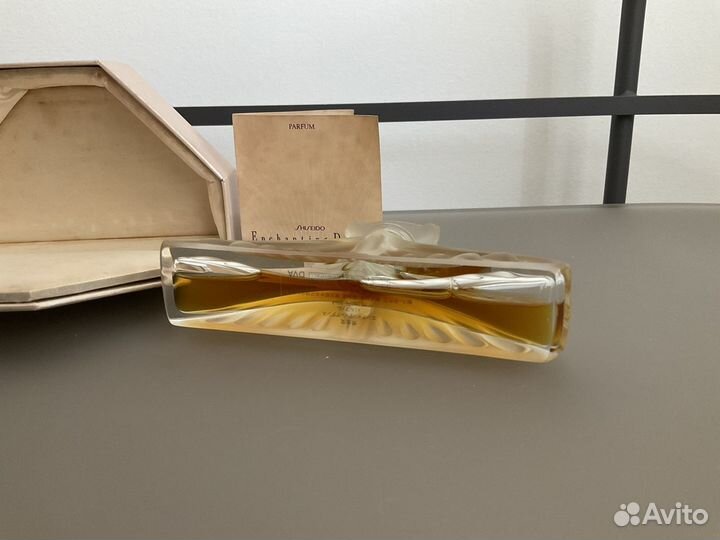 Shiseido Enchanting dance духи 20 мл