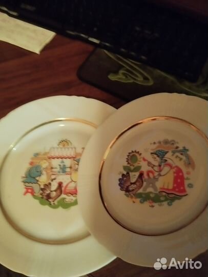 Тарелки