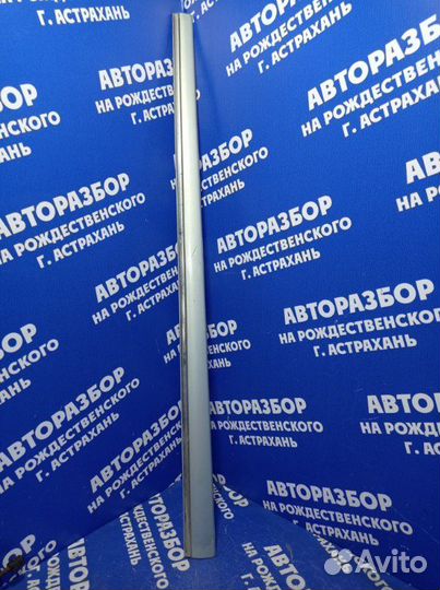 Молдинг на дверь Mercedes-Benz W220 седан M112.972