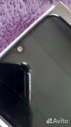 Samsung Galaxy A50, 4/64 ГБ