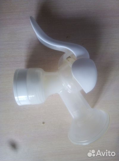 Молокоотсос ручной, бутылки, соски Avent