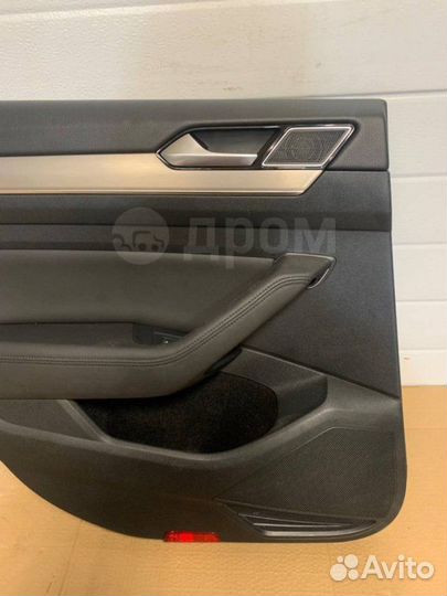 Обшивка двери задняя Volkswagen Passat 3ccze