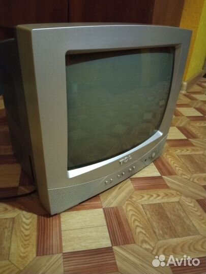 Телевизор на запчасти