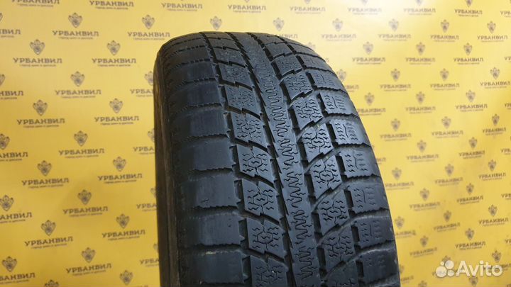 Toyo Observe GSi-5 205/60 R16 92Q