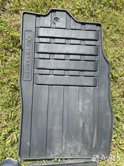 Автомобильные коврики резиновые