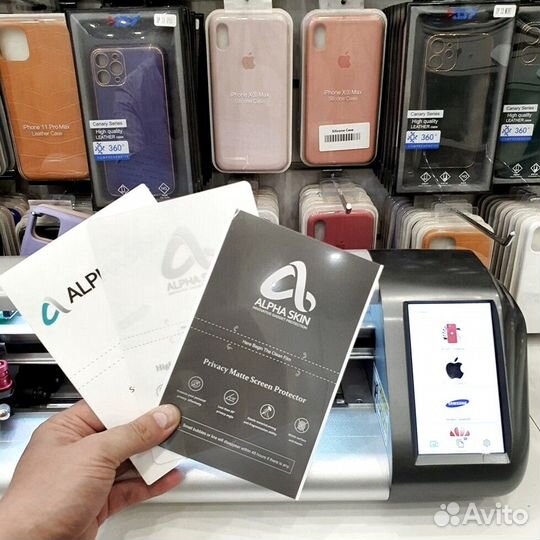 Чехлы и защитные стекла Samsung S8 Plus / S9 Plus
