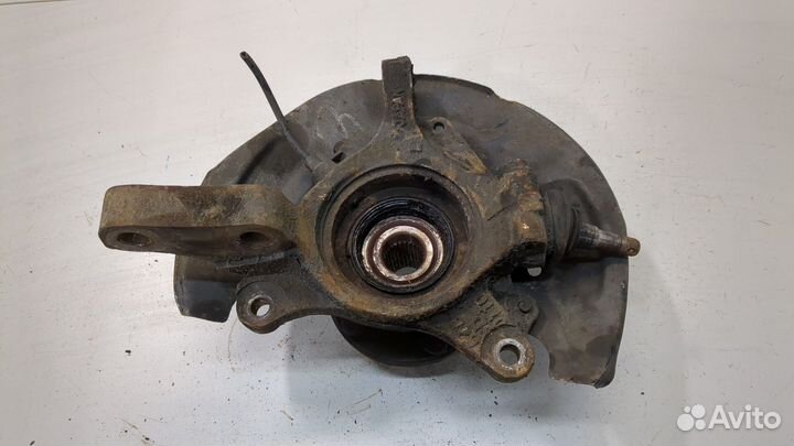 Ступица (кулак, цапфа) левая передняя Subaru Forester (S11)