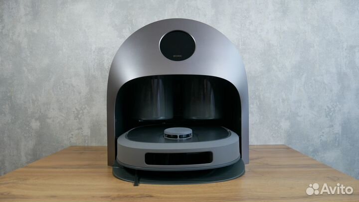 Моющий робот-пылесос Bork V530