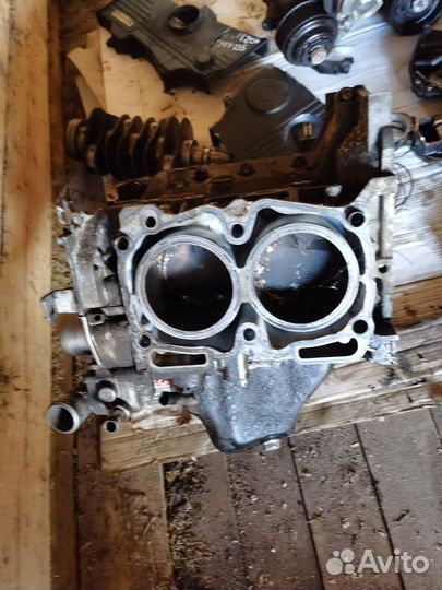 Двигатель EJ 20 в разборе